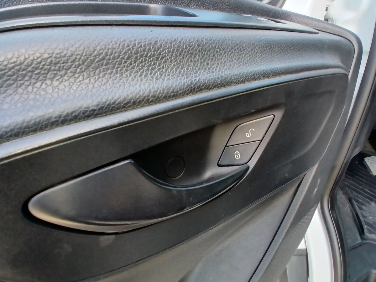 Mercedes-Benz Sprinter F39/35 311 CDI FWD TA Furgone (13)