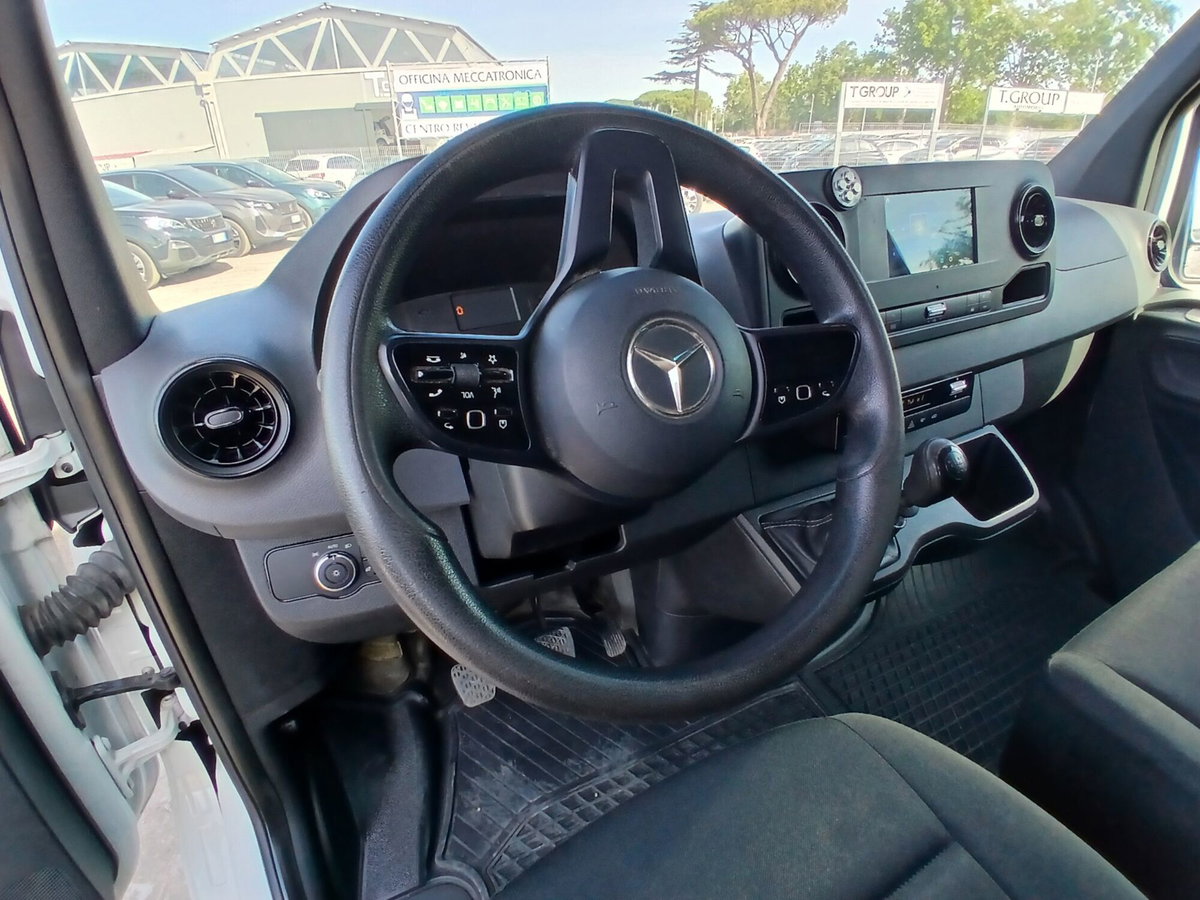 Mercedes-Benz Sprinter F39/35 311 CDI FWD TA Furgone (15)