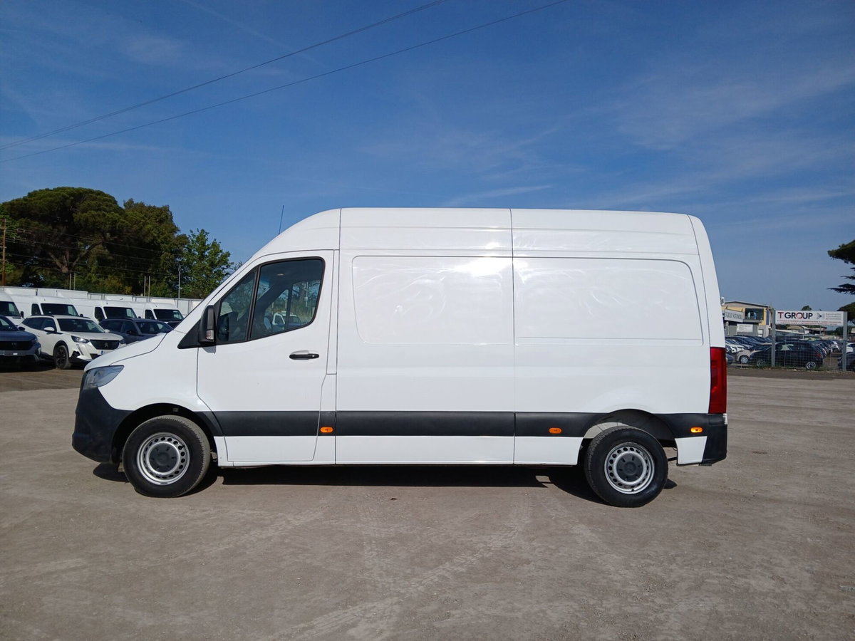 Mercedes-Benz Sprinter F39/35 311 CDI FWD TA Furgone (2)