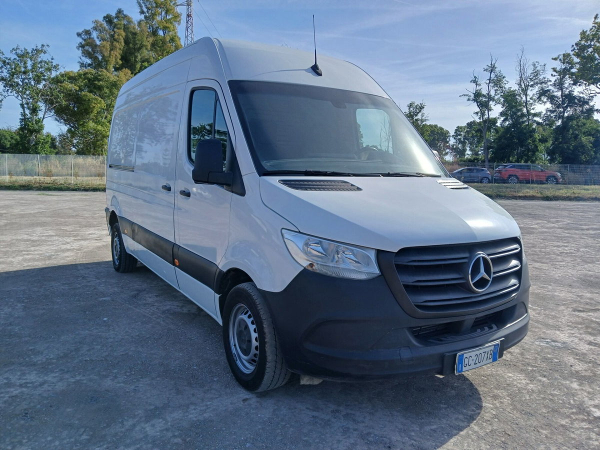 Mercedes-Benz Sprinter F39/35 311 CDI FWD TA Furgone (4)