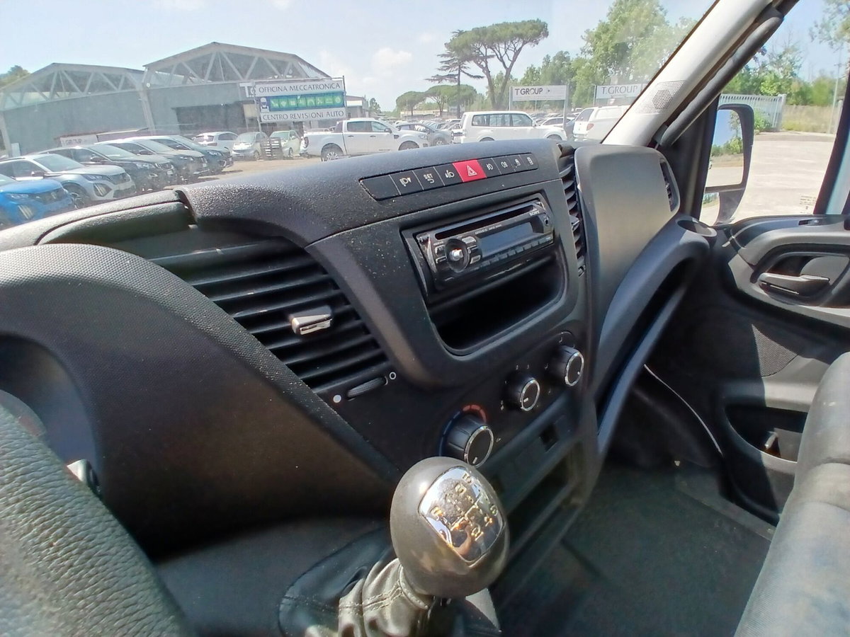 Iveco Daily Telaio 35C14 BTor 2.3 HPT PC-RG Cabinato (12)