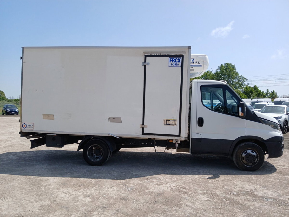 Iveco Daily Telaio 35C14 BTor 2.3 HPT PC-RG Cabinato (5)
