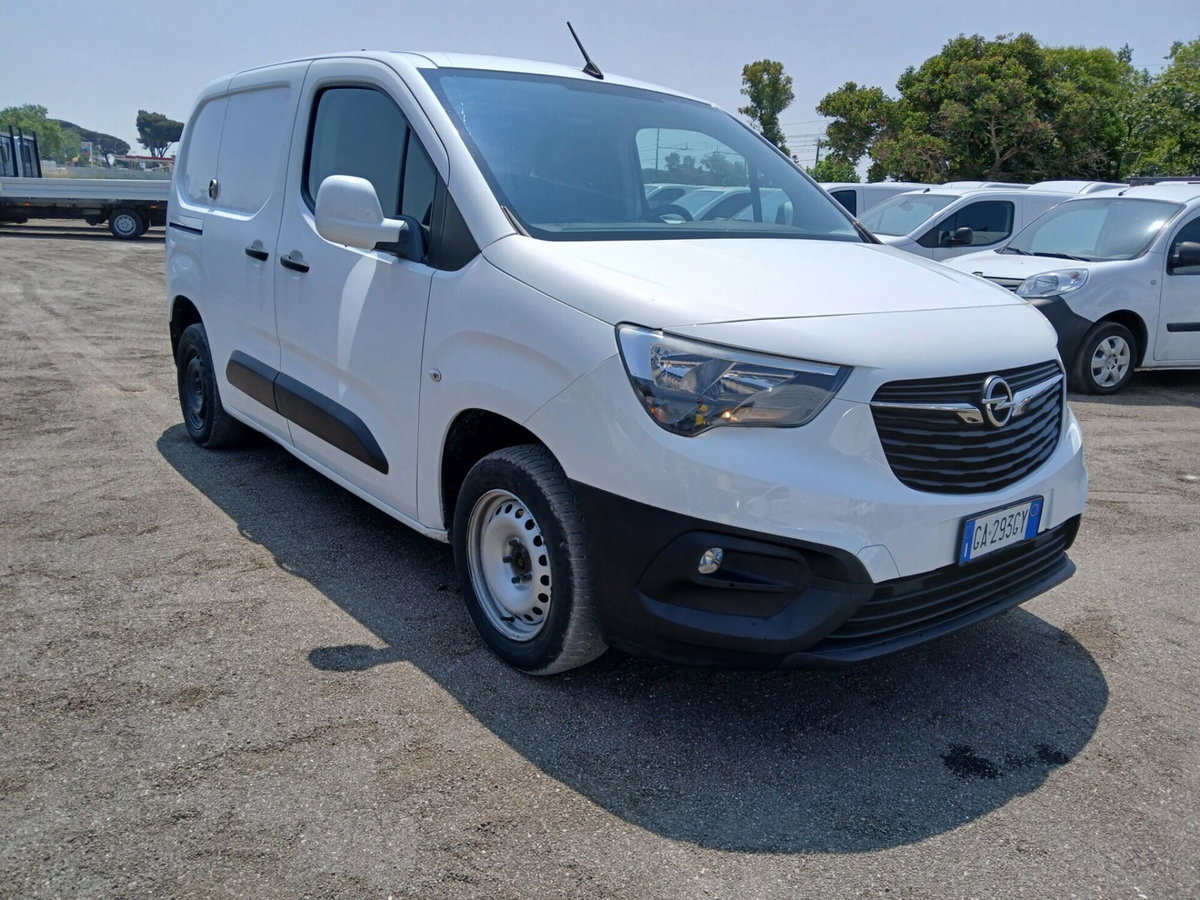 Opel Combo Furgone Cargo 1.6 Diesel 100CV S&S PC 650kg Edition (4)