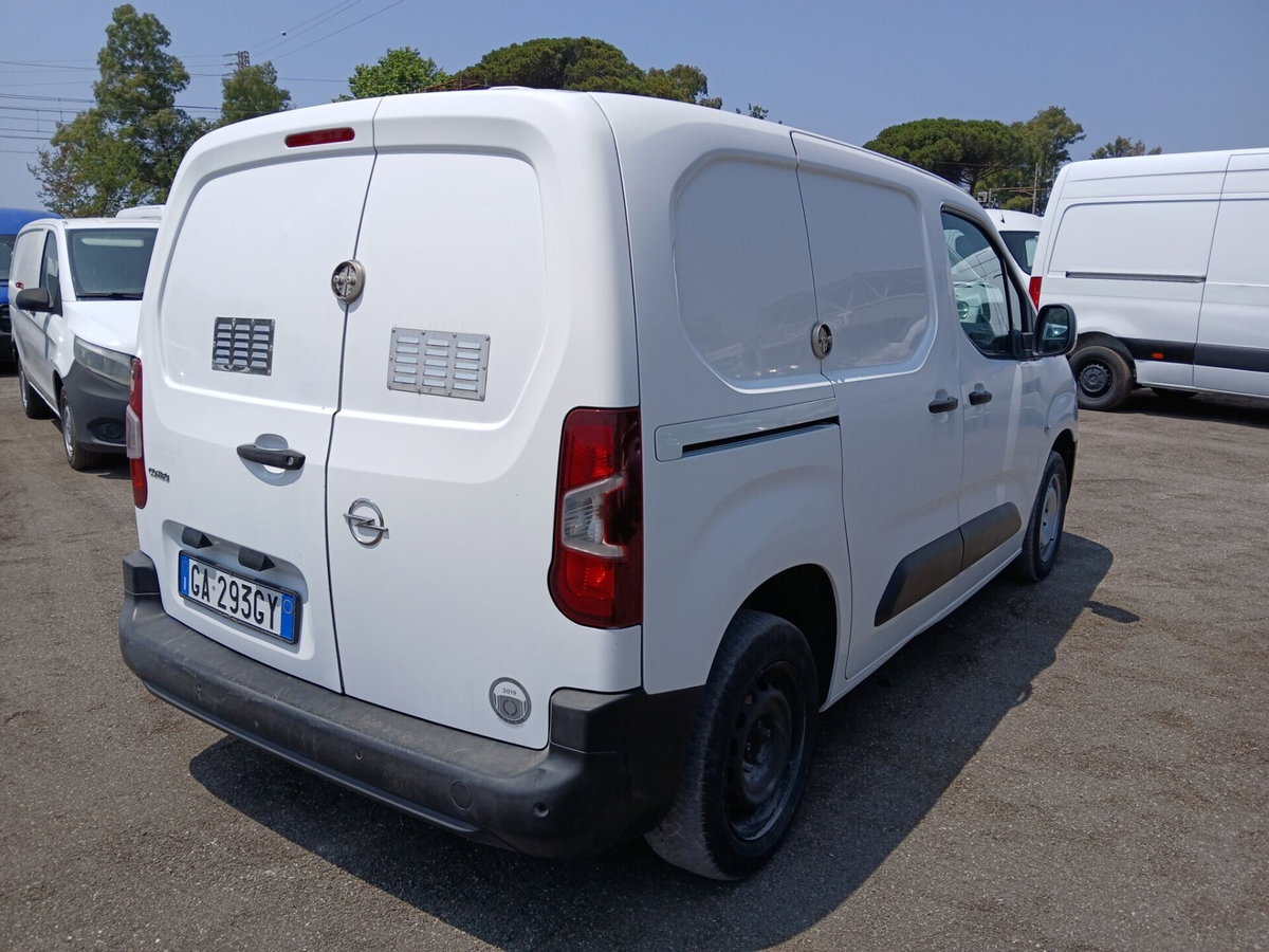 Opel Combo Furgone Cargo 1.6 Diesel 100CV S&S PC 650kg Edition (6)