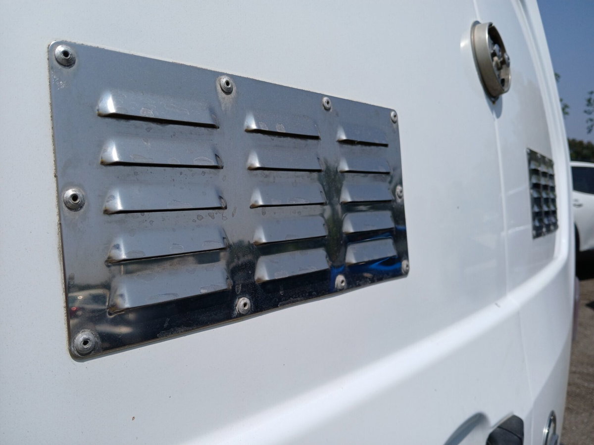 Opel Combo Furgone Cargo 1.6 Diesel 100CV S&S PC 650kg Edition (9)
