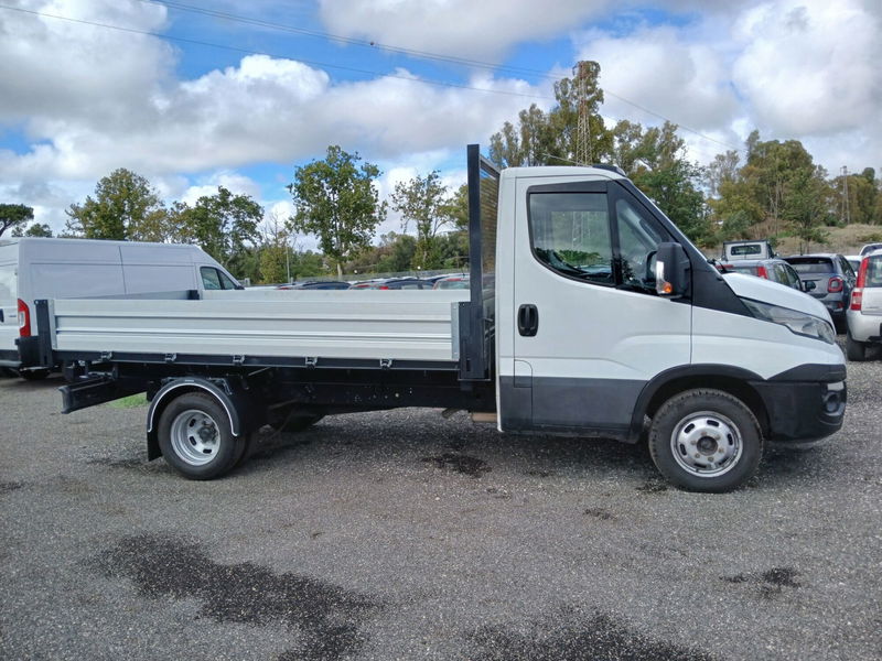 Iveco Daily Telaio 35C14 BTor 2.3 HPT PC-RG Cabinato
