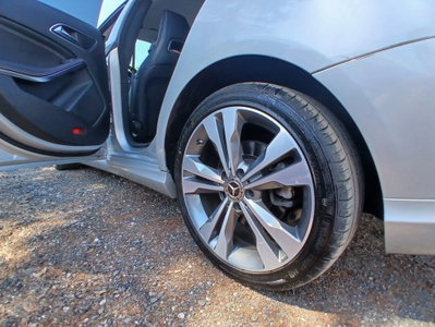 Mercedes-Benz CLA 200 d Automatic Premium (8)