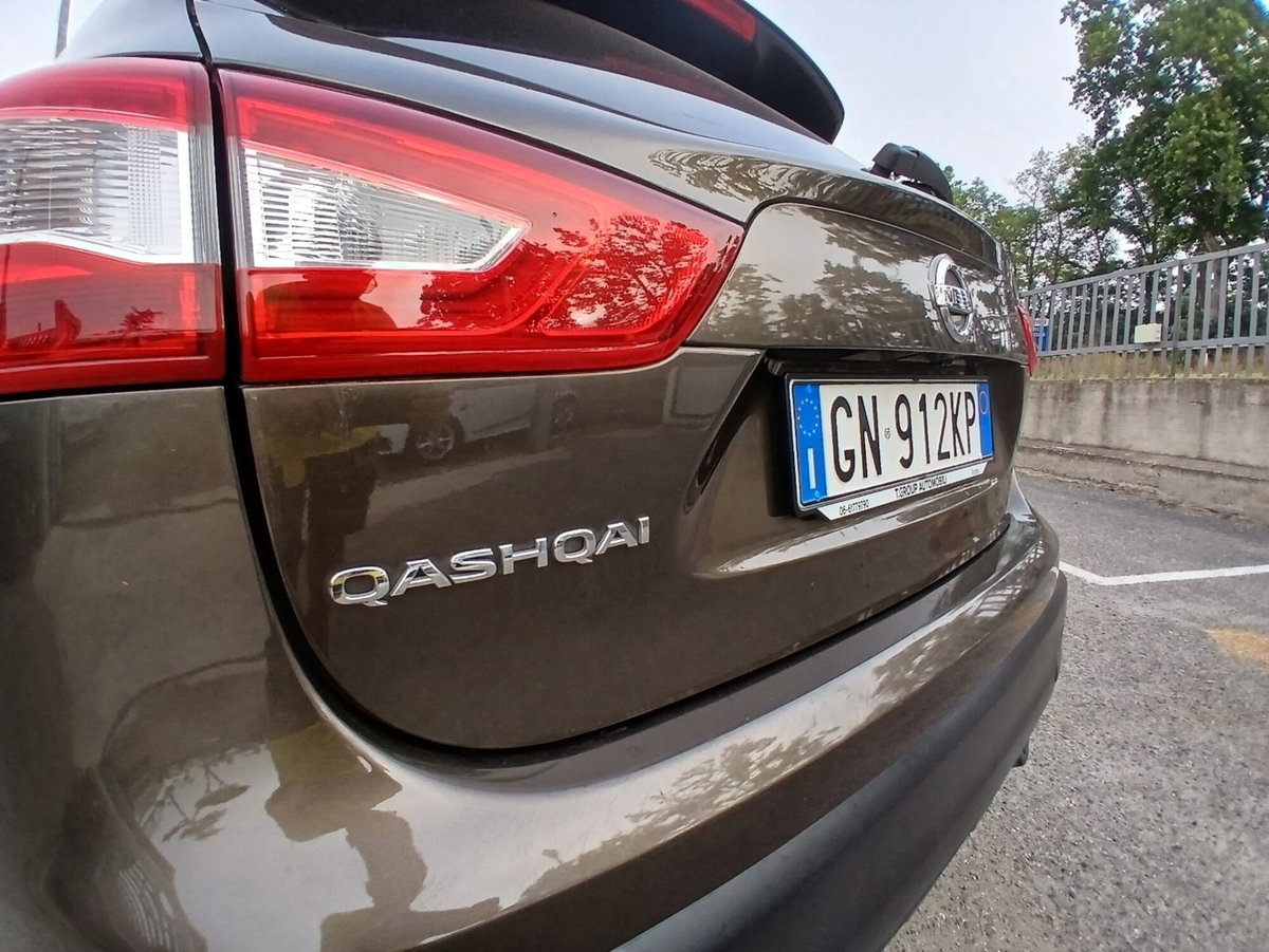 Nissan Qashqai 1.5 dCi Tekna (11)