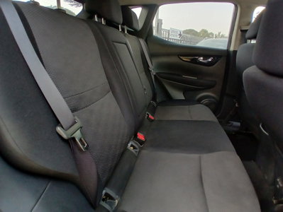 Nissan Qashqai 1.5 dCi Tekna (14)
