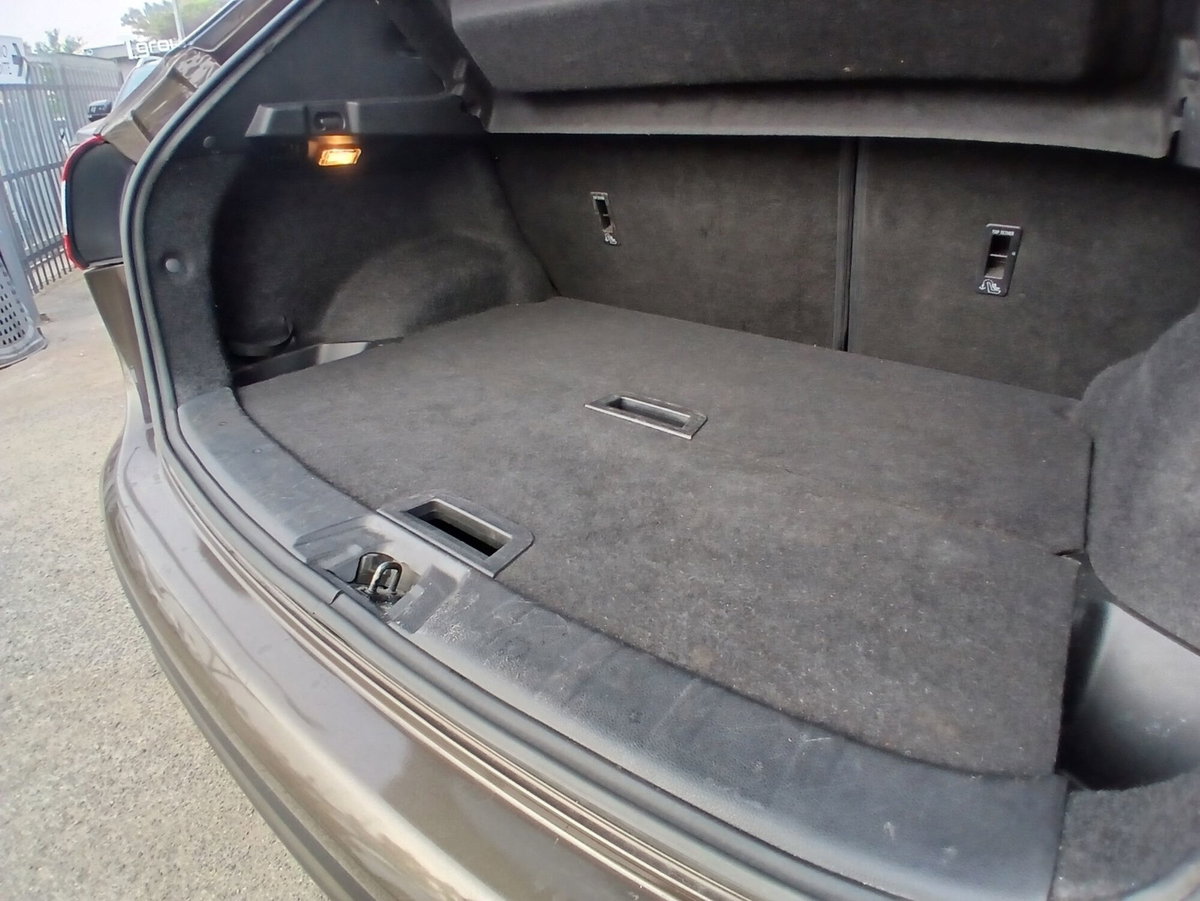 Nissan Qashqai 1.5 dCi Tekna (15)