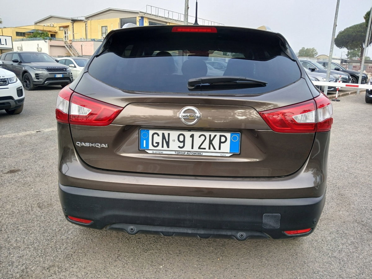 Nissan Qashqai 1.5 dCi Tekna (17)