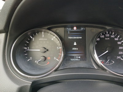 Nissan Qashqai 1.5 dCi Tekna (3)