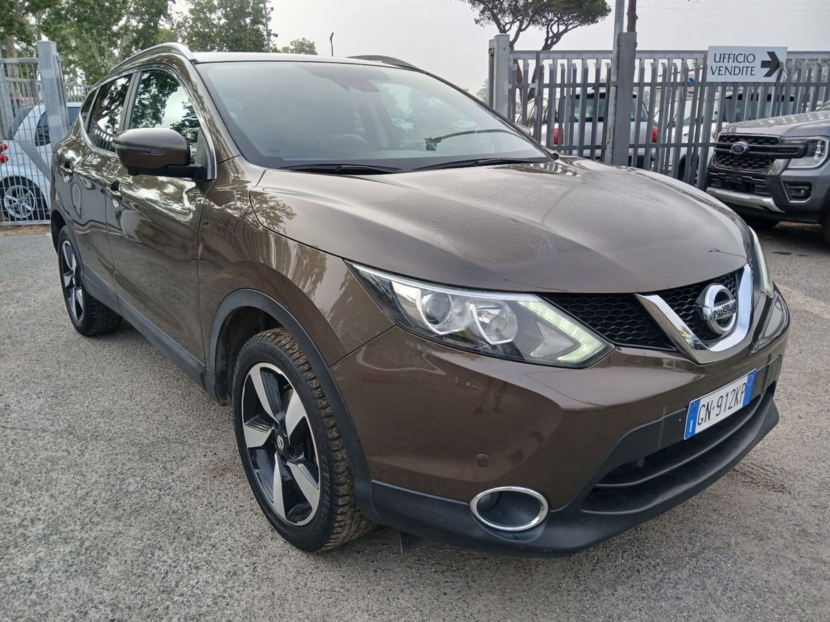Nissan Qashqai 1.5 dCi Tekna (6)