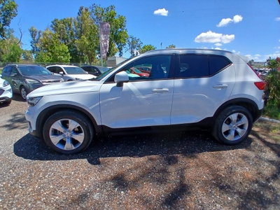 Volvo XC40 D3 (3)