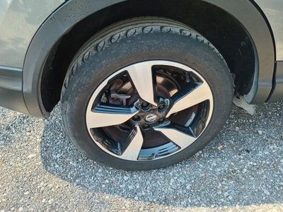 Nissan Qashqai 1.5 dCi Visia (5)