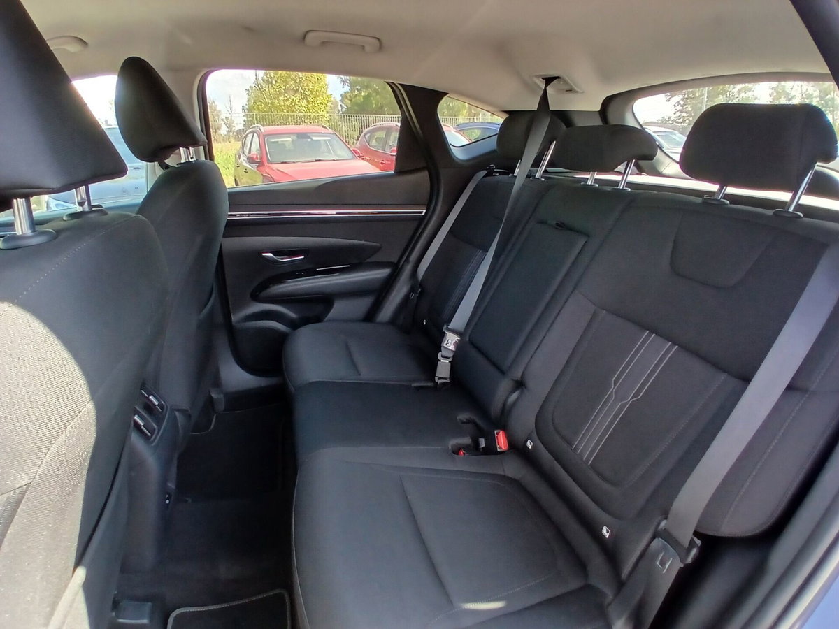 Hyundai Tucson 1.6 crdi 48V Xline 2wd dct (17)