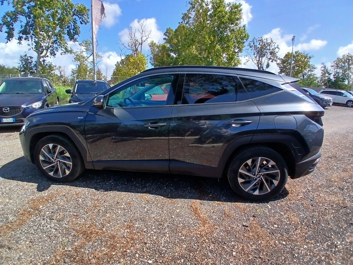 Hyundai Tucson 1.6 crdi 48V Xline 2wd dct (8)