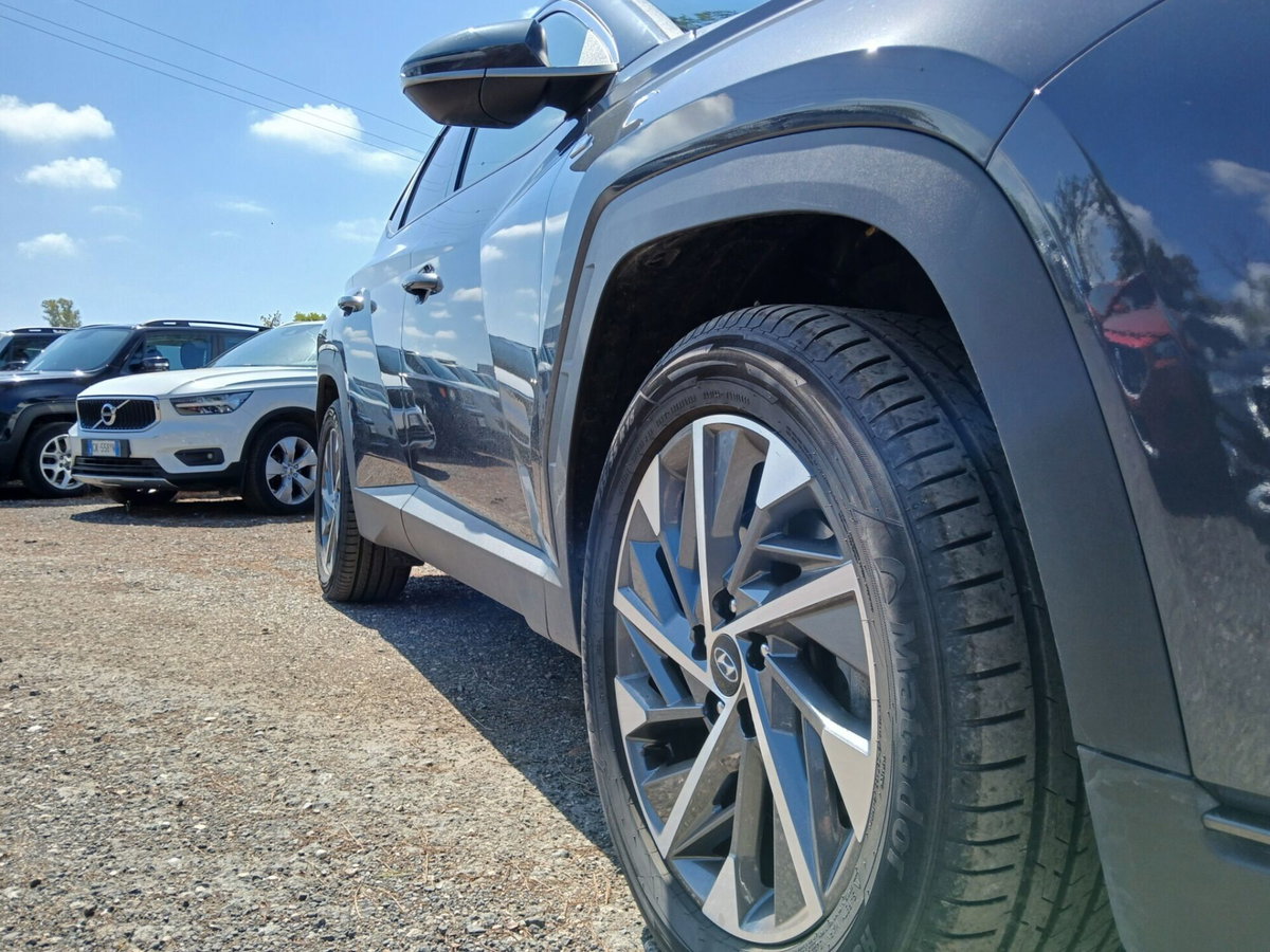 Hyundai Tucson 1.6 crdi 48V Xline 2wd dct (9)