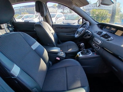 Renault Scenic E-Tech Electric 1.6 dCi 130CV Dynamique (13)