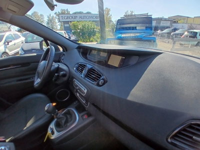 Renault Scenic E-Tech Electric 1.6 dCi 130CV Dynamique (14)