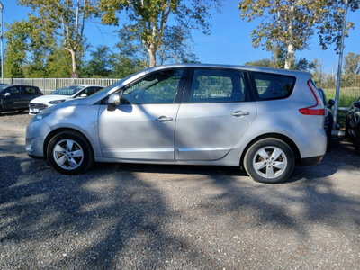 Renault Scenic E-Tech Electric 1.6 dCi 130CV Dynamique (8)