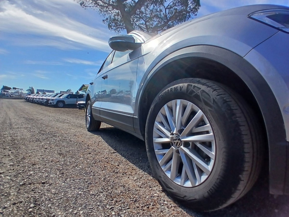 Volkswagen T-Roc 1.0 TSI Life (11)