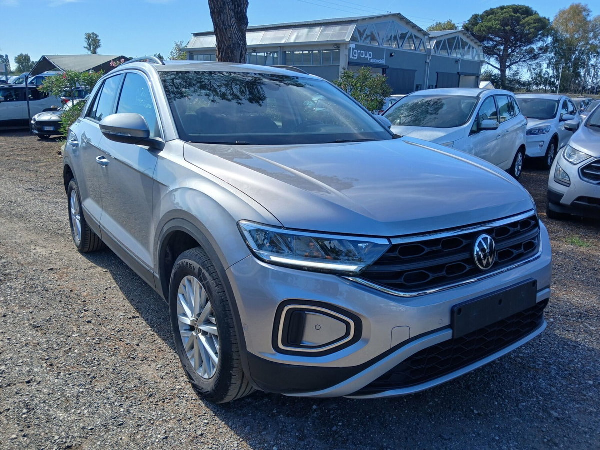 Volkswagen T-Roc 1.0 TSI Life (3)