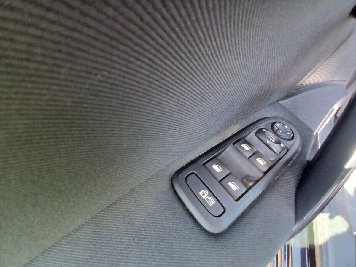 Peugeot 508 SW BlueHDi 180 EAT6 S&S Allure (20)