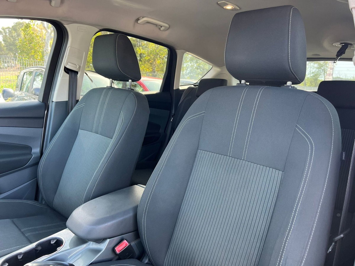 Ford C-Max 1.6 TDCi 115CV Titanium (16)