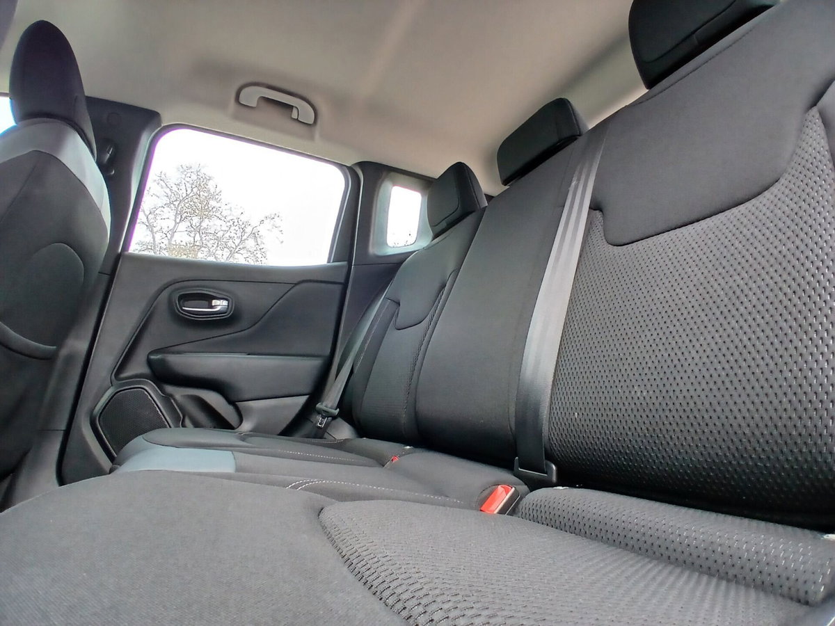 Jeep Renegade 1.6 Mjt 130 CV Limited (17)