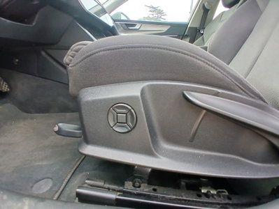 Audi A6 Avant 40 2.0 TDI S tronic Business Design (10)