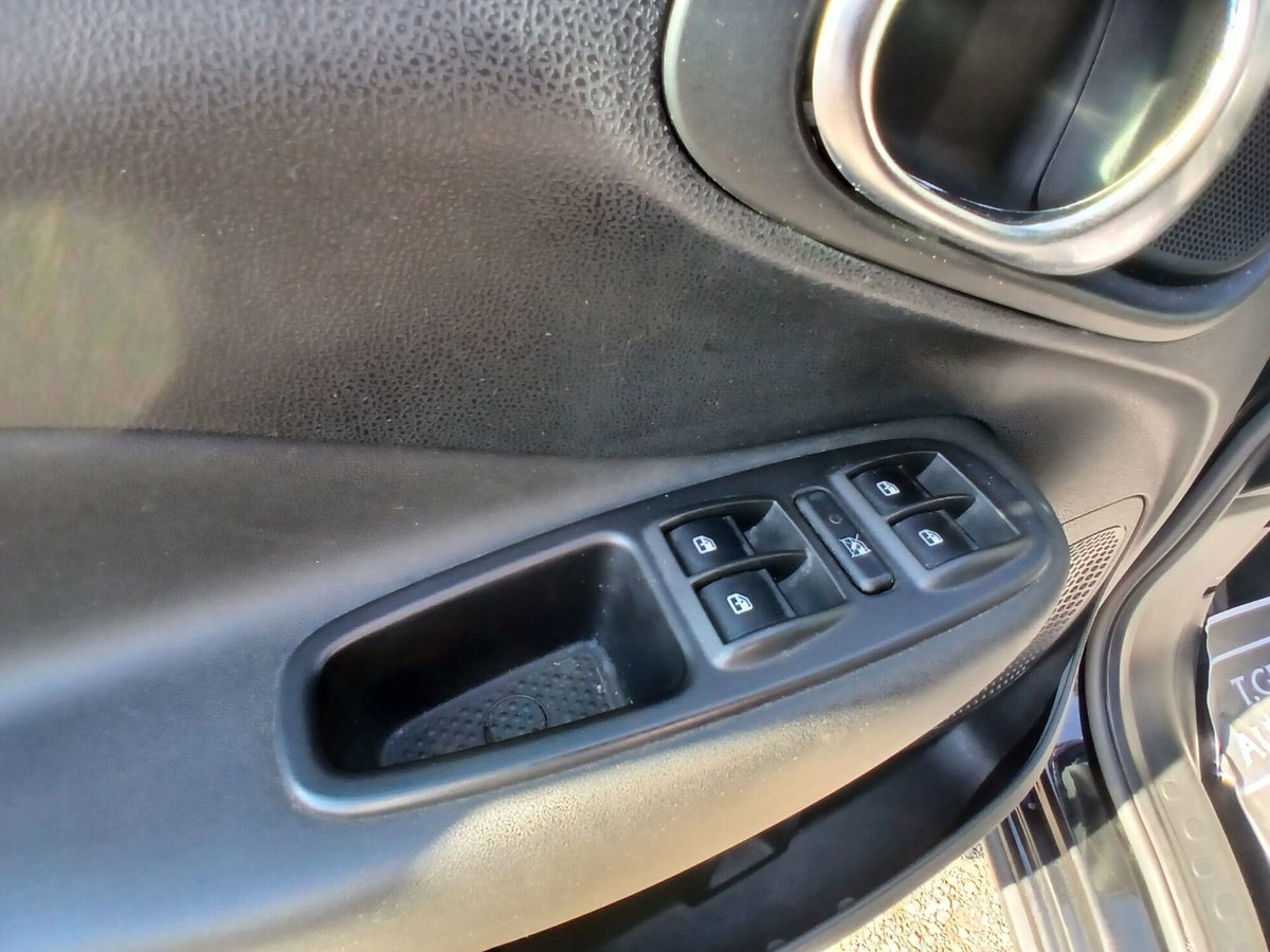 Fiat 500L 1.3 Multijet 95 CV Dualogic Cross (16)