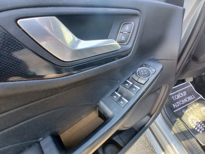 Ford Kuga 1.5 EcoBlue 120 CV aut. 2WD ST-Line X Design (18)