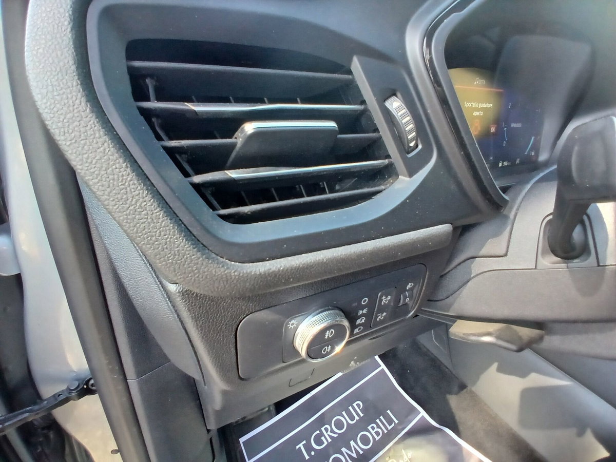 Ford Kuga 1.5 EcoBlue 120 CV aut. 2WD ST-Line X Design (19)