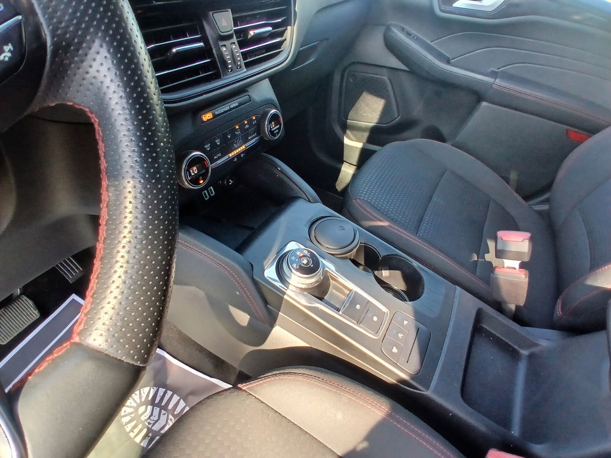 Ford Kuga 1.5 EcoBlue 120 CV aut. 2WD ST-Line X Design (20)