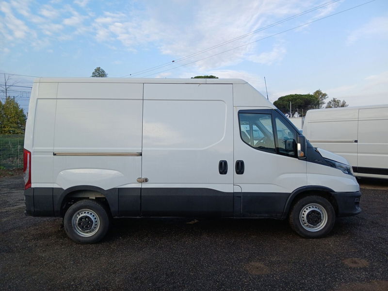 Iveco Daily Furgone 35S12V 2.3 Hpi PC-TM Furgone