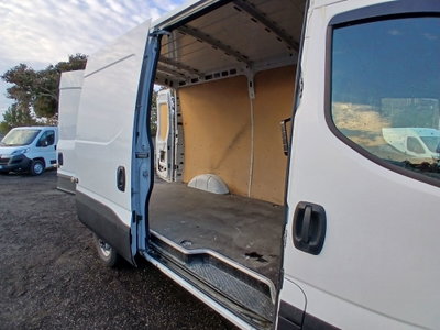 Iveco Daily Furgone 35S12V 2.3 Hpi PC-TM Furgone (9)