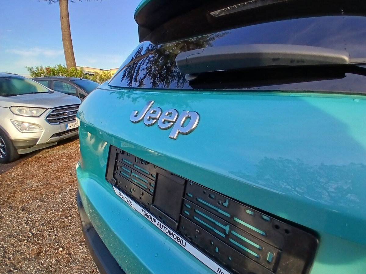 Jeep Avenger 1.2 turbo Summit fwd 100cv (14)