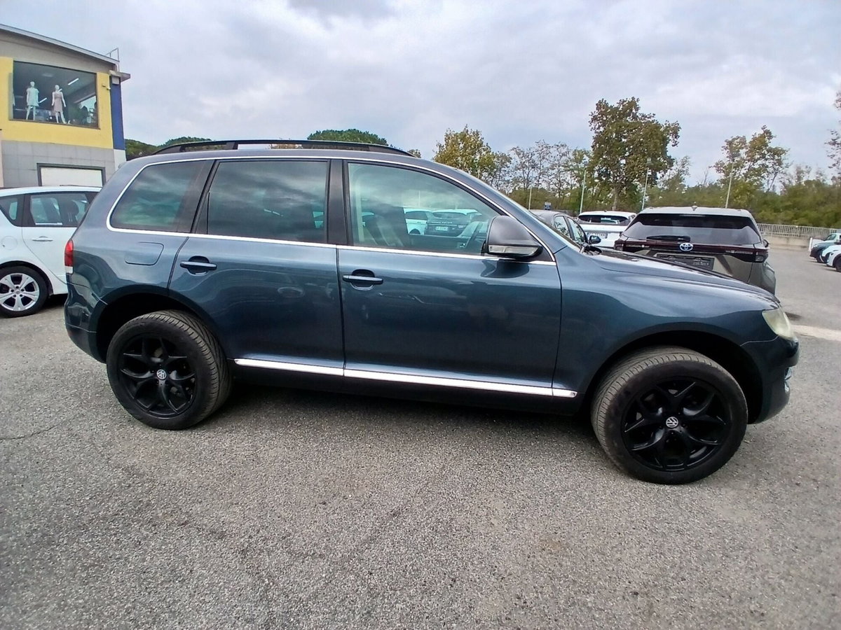 Volkswagen Touareg R5 TDI DPF tiptronic Exclusive (2)