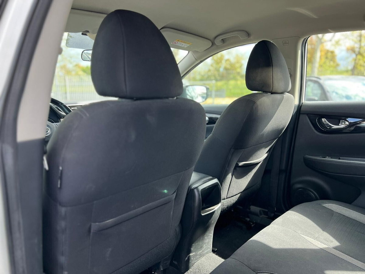 Nissan Qashqai 1.3 DIG-T 140 CV N-Connecta (14)