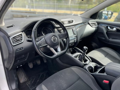 Nissan Qashqai 1.3 DIG-T 140 CV N-Connecta (17)