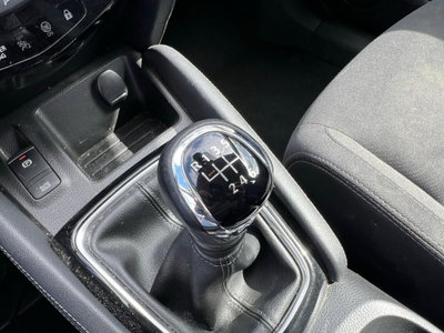 Nissan Qashqai 1.3 DIG-T 140 CV N-Connecta (19)