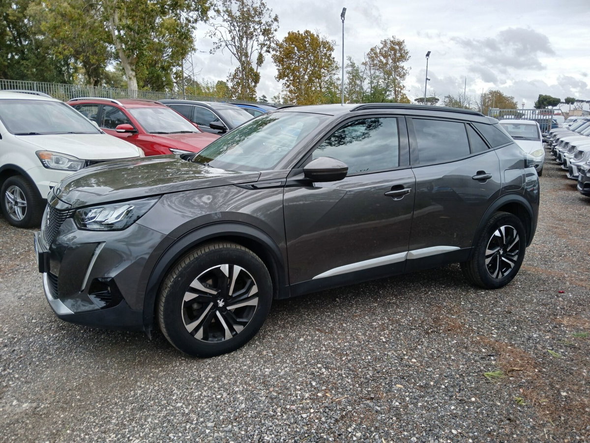 Peugeot 2008 PureTech 100 S&S Allure (2)