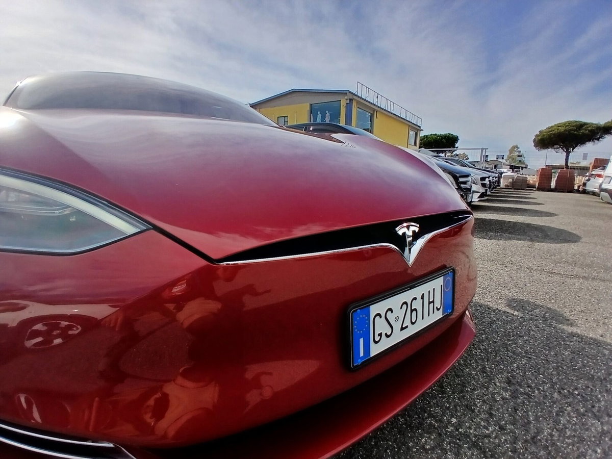 Tesla Model S Model S 75kWh All-Wheel Drive (11)