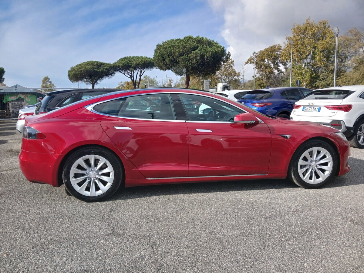 Tesla Model S Model S 75kWh All-Wheel Drive (4)