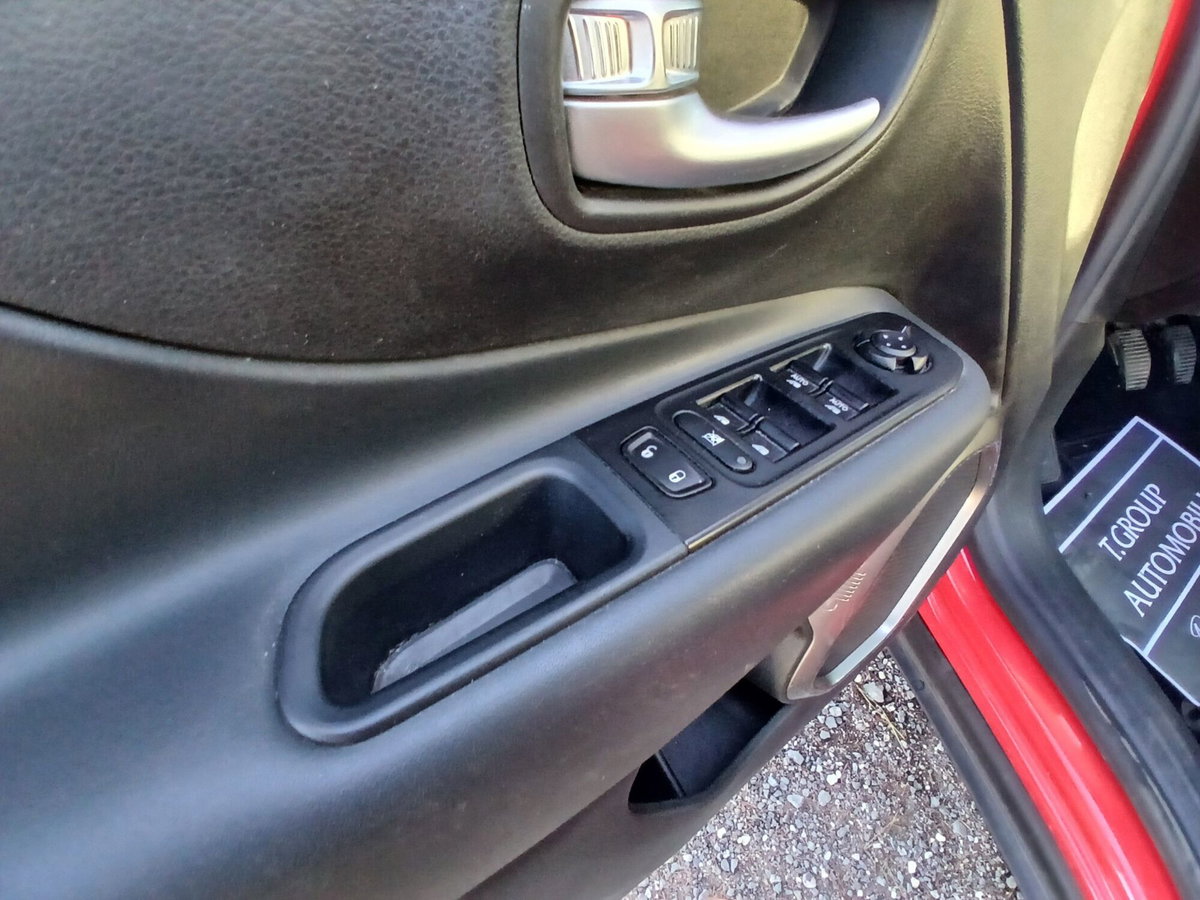 Jeep Renegade 1.0 T3 Limited (18)