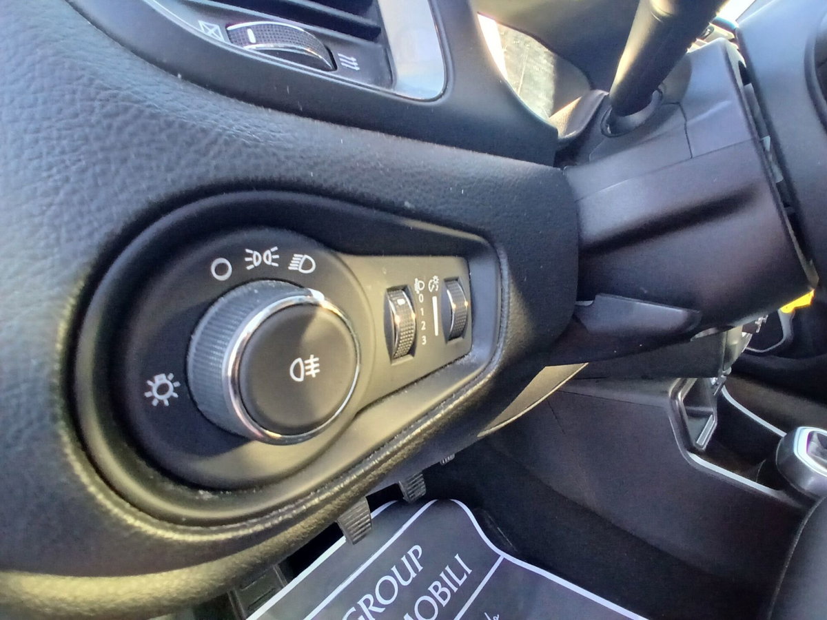 Jeep Renegade 1.0 T3 Limited (19)