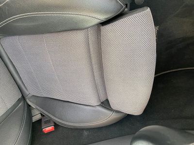 Mercedes-Benz Classe E 220 d Auto Premium Plus (17)