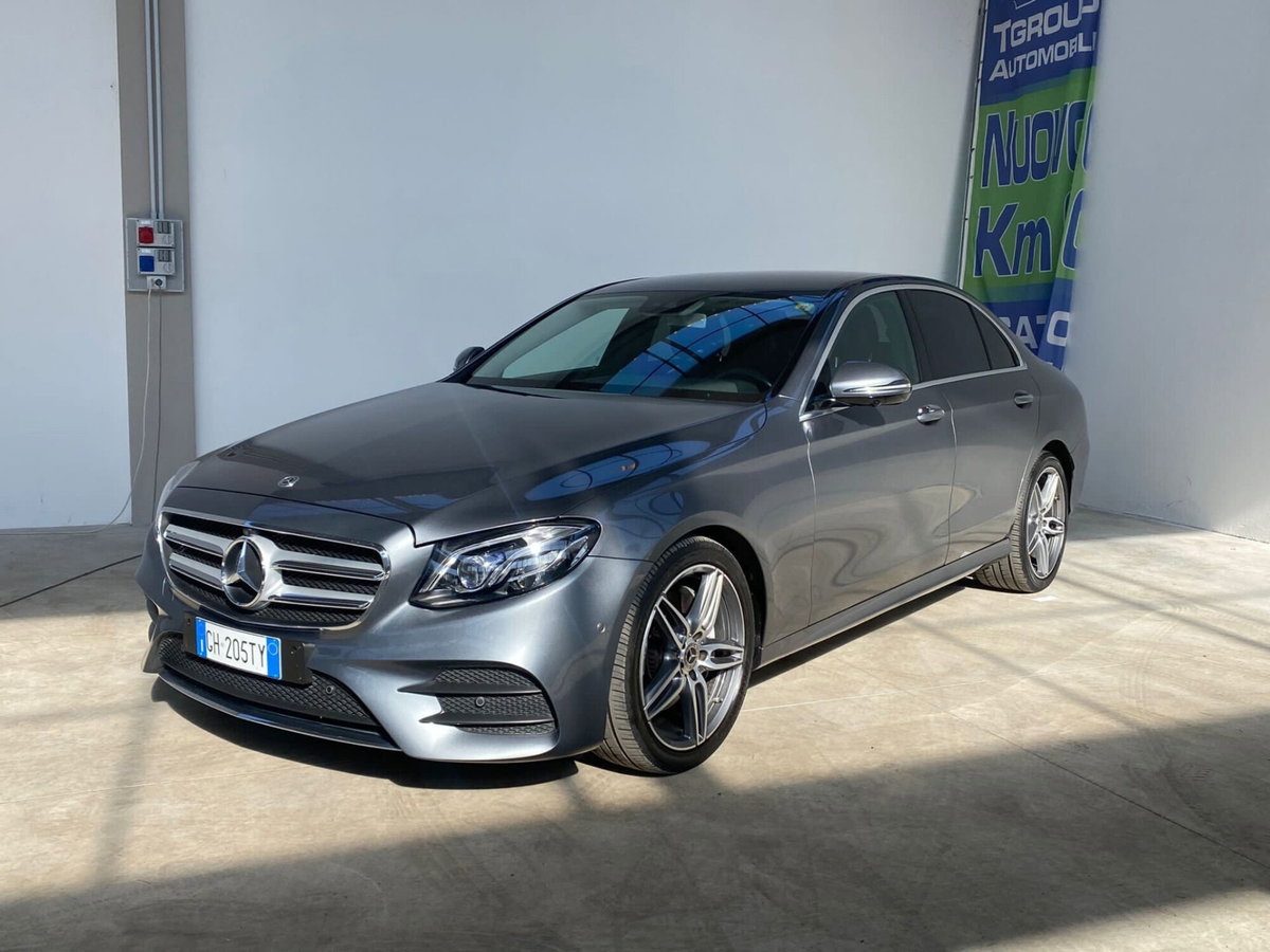 Mercedes-Benz Classe E 220 d Auto Premium Plus (4)