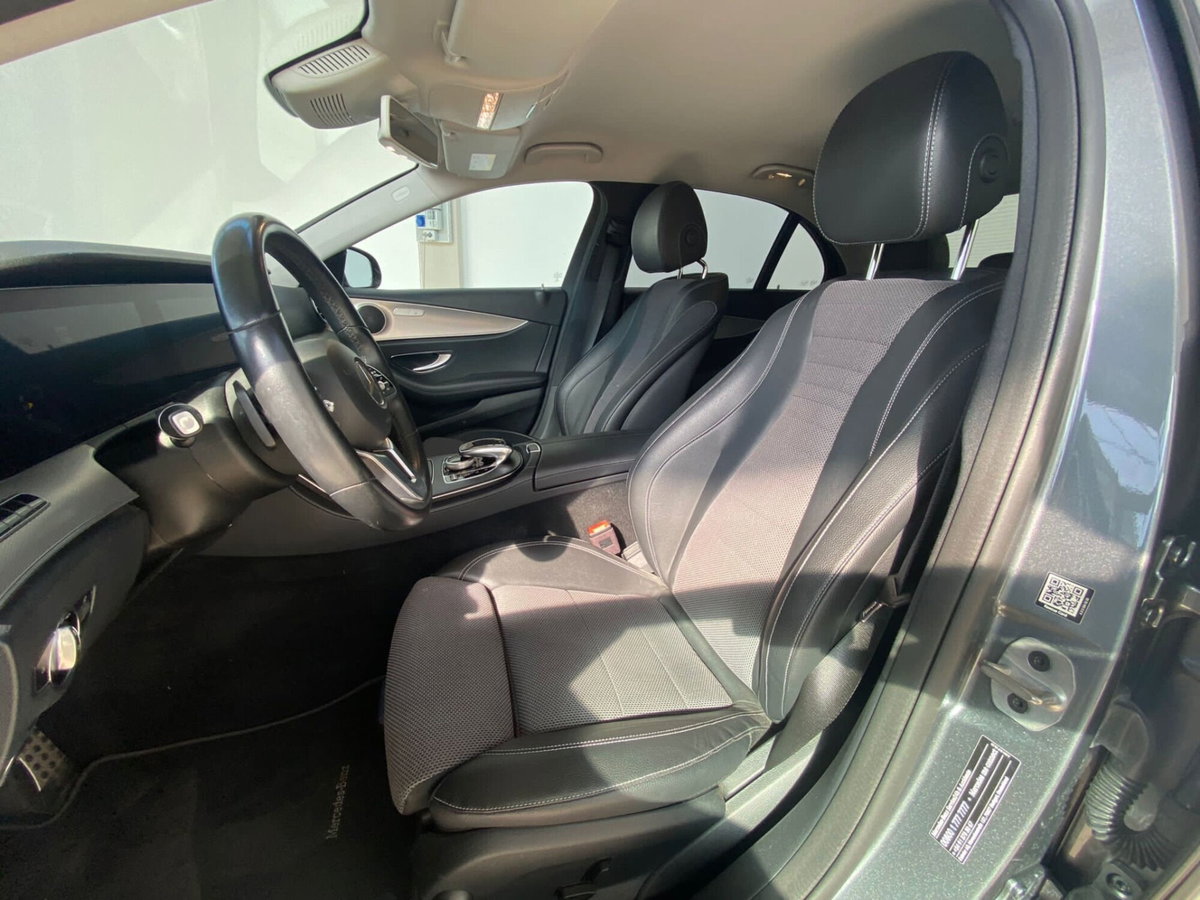 Mercedes-Benz Classe E 220 d Auto Premium Plus (5)